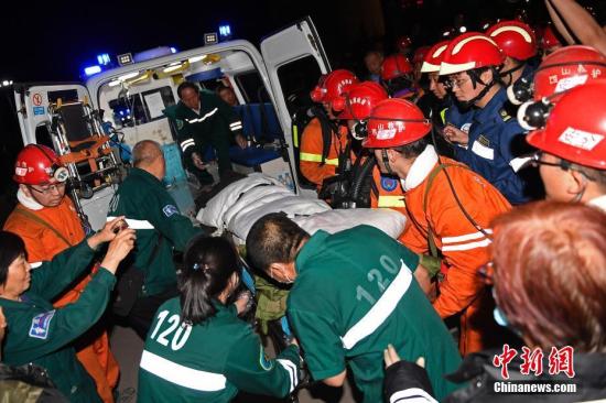 據(jù)國家安全監(jiān)管總局網(wǎng)站消息，國家安全監(jiān)管總局、國家煤礦安監(jiān)局近日印發(fā)《煤礦安全生產(chǎn)大檢查實(shí)施方案》?！斗桨浮芬?，對自查自改不認(rèn)真、隱患整治不徹底的，要倒查企業(yè)和有關(guān)地方政府及相關(guān)部門責(zé)任人的責(zé)任