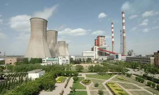 “安全是天大的事，安全生產(chǎn)管理必須抓實(shí)、抓細(xì)、抓緊、抓穩(wěn)!”這是華電蒲城發(fā)電有限責(zé)任公司(以下簡(jiǎn)稱(chēng)“蒲城電廠(chǎng)”)領(lǐng)導(dǎo)在每月的安全生產(chǎn)分析會(huì)上反復(fù)強(qiáng)調(diào)的話(huà)語(yǔ)。然而，話(huà)音未落，在7月12日，蒲城電廠(chǎng)就發(fā)生了一起安全事故，造成兩人死亡、一人受傷