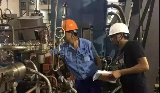 2017年8月21日5時20分，由國內自主研發(fā)的三代核電技術“華龍一號”福清核電5號機組首臺主給水泵泵組出廠熱態(tài)聯(lián)調試驗成功完成。主給水泵泵組為核電站二回路的“心臟”，其設計技術、制造集成技術及熱態(tài)試驗技術均為世界級難題，特別是主給水泵泵組滿負荷熱態(tài)聯(lián)調試驗為國內核電產品首次成功完成，這標志著國內制造企業(yè)完全有能力掌握核電高端設備的核心技術，為我國三代核電技術“華龍一號”核電工程建設和“一帶一路”核電出口戰(zhàn)略方