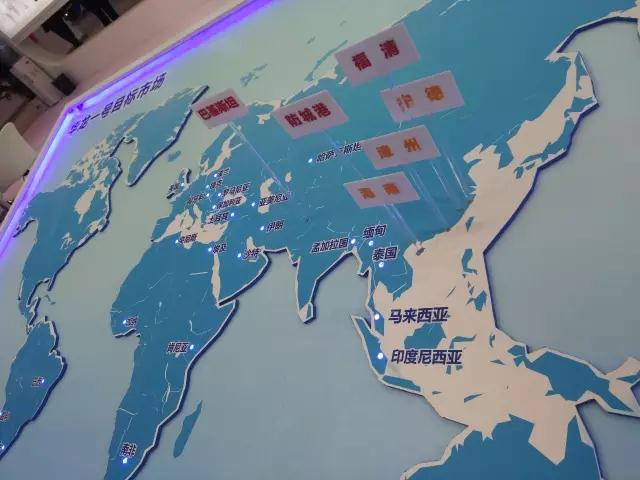 華龍國(guó)際副總經(jīng)理兼總工程師咸春宇8月31日透露，國(guó)內(nèi)至少還有三個(gè)廠址規(guī)劃新建“華龍一號(hào)”機(jī)組，包括福建漳州一期，寧德二期和廣東太平嶺一期。另外，“華龍一號(hào)”也有可能落戶海南