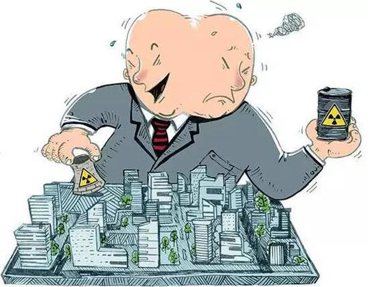 
            	今年二月，福島核電站搞了個(gè)大新聞，又一次將反應(yīng)堆安全拉入了大家的視野，而作為日本一衣帶水的鄰邦，中國核電也連帶躺在輿論的槍口上。諸多反核聲音，包括“建哪都行別建我家”、“核廢料貽害萬年” 等論調(diào)引發(fā)了民眾的擔(dān)憂，去年發(fā)生的連云港事件就是一個(gè)活生生的例子