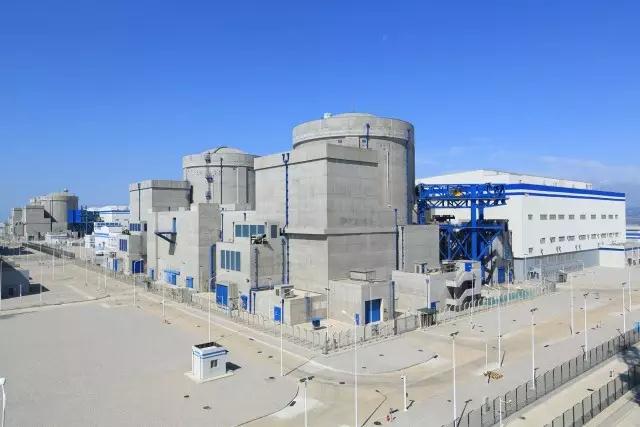  9月17日14時(shí)57分，隨著主控室時(shí)鐘定格到此刻，福清核電4號(hào)機(jī)組順利完成168小時(shí)滿功率示范運(yùn)行考核，具備投入商業(yè)運(yùn)行條件。至此，福清核電一期工程(1-4號(hào)機(jī)組)全部建成投產(chǎn)