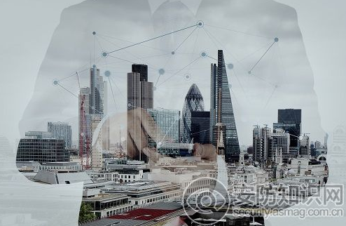 
            	平安城市建設(shè)之路已走過(guò)二十年有余，兩次“科技強(qiáng)警”戰(zhàn)略實(shí)施以及“3111”試點(diǎn)工程，將中國(guó)平安城市建設(shè)的熱潮迅速由區(qū)域延伸至全國(guó)，并取得不菲的成果。新的時(shí)代已然開啟，智能大安防基調(diào)之下，信息技術(shù)不斷推陳出新，新政策新模式背后發(fā)力，上中下游產(chǎn)業(yè)鏈相輔相成，平安城市的建設(shè)正在朝著更智慧、更立體、更豐富的方向延展