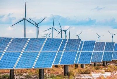 
	中國(guó)儲(chǔ)能網(wǎng)訊：丹麥維斯塔斯星期四表示，公司將幫助建立世界首個(gè)規(guī)模型利用 電池技術(shù) 存儲(chǔ)來(lái)自風(fēng)能和太陽(yáng)能電力的混合儲(chǔ)能項(xiàng)目。


	 


	據(jù)介紹，該項(xiàng)目位于澳大利亞，其目的是為了降低可再生能源發(fā)電成本，并幫助穩(wěn)定地向電網(wǎng)供應(yīng)可再生能源，不管天氣如何