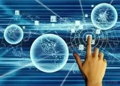 
                    
	工業(yè)自動(dòng)化行業(yè)快訊：


	清華大學(xué)——三菱電機(jī)聯(lián)合實(shí)驗(yàn)室正式揭牌 


	6月28日，“清華大學(xué)—三菱電機(jī)聯(lián)合實(shí)驗(yàn)室”揭牌儀式在清華大學(xué)電工電子實(shí)驗(yàn)中心舉行，聯(lián)合實(shí)驗(yàn)室包括三個(gè)部分，電氣控制、PLC、互聯(lián)網(wǎng)+制造。其中互聯(lián)網(wǎng)+制造實(shí)驗(yàn)室通過(guò)三菱電機(jī)e-f@ctory系統(tǒng)把PLC、伺服、機(jī)器人、遠(yuǎn)程控制無(wú)縫連接，為師生提供研究互聯(lián)網(wǎng)+制造的實(shí)踐平臺(tái)