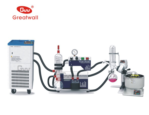 　　提供一手全國市場(chǎng)儀表價(jià)格行情，盡在中國儀表網(wǎng)。 　　品牌：鄭州長(zhǎng)城科工貿(mào) 　　產(chǎn)品名：低溫冷卻液循環(huán)泵 　　型號(hào)：DLSB-5/20 　　制造企業(yè)：鄭州長(zhǎng)城科工貿(mào)有限公司（進(jìn)入展臺(tái)） 　　11月市場(chǎng)價(jià)格：7280元 　　產(chǎn)品介紹： 　　采用壓縮制冷方式的低溫液體循環(huán)設(shè)備，可用于冷卻試管、反應(yīng)瓶等，滿足低溫反應(yīng)或儲(chǔ)存的條件，又可與旋轉(zhuǎn)蒸發(fā)、真空冷凍干燥箱、循環(huán)水式多用真空泵等配套使用