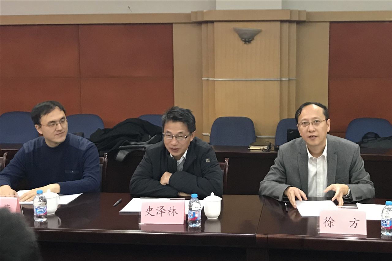 　　11月15日，國家機(jī)器人標(biāo)準(zhǔn)化總體組2017年度第二次組長聯(lián)席會(huì)在中國科學(xué)院沈陽自動(dòng)化研究所召開。會(huì)議由國家機(jī)器人標(biāo)準(zhǔn)化總體組秘書處主辦，中國科學(xué)院沈陽自動(dòng)化研究所承辦