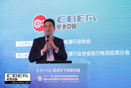 
	中國(guó)儲(chǔ)能網(wǎng)訊：11月16日，“2017’第二屆動(dòng)力電池應(yīng)用國(guó)際峰會(huì)暨第三屆中國(guó)電池行業(yè)智能制造研討會(huì)”在北京啟幕。本屆峰會(huì)由中國(guó)化學(xué)與物理電源行業(yè)協(xié)會(huì)和電池中國(guó)網(wǎng)共同主辦，天津力神電池股份有限公司聯(lián)合主辦；中國(guó)化學(xué)與物理電源行業(yè)協(xié)會(huì)動(dòng)力電池應(yīng)用分會(huì)承辦，無(wú)錫先導(dǎo)智能裝備股份有限公司聯(lián)合承辦