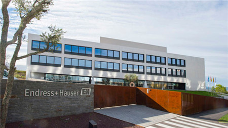 　　Endress+Hauser在過程分析測量領(lǐng)域進一步強化其產(chǎn)品、解決方案和服務(wù)。目前，集團已經(jīng)完成對Blue Ocean Nova的收購