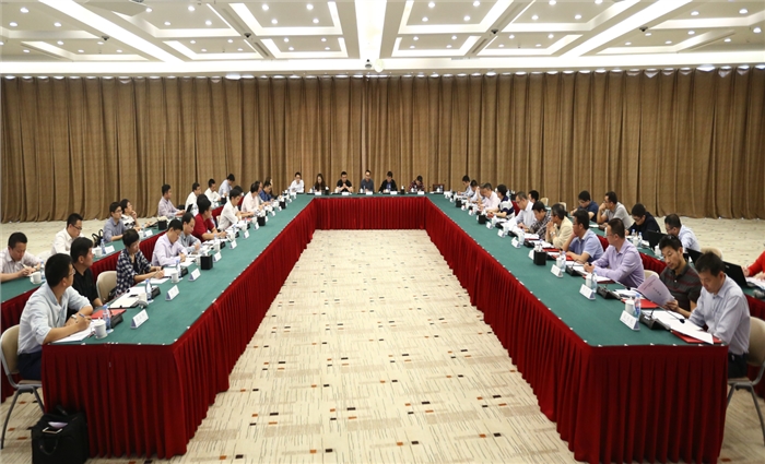 　　11月11日，國家科技部重點研發(fā)計劃“重大科學(xué)儀器設(shè)備開發(fā)”重點專項“核電堆芯運行狀態(tài)監(jiān)測儀研發(fā)與應(yīng)用”啟動會在廣東深圳市大亞灣核電基地順利召開。該項目由中廣核研究院牽頭，聯(lián)合中廣核工程有限公司、北京理工大學(xué)、河北工業(yè)大學(xué)和華南理工大學(xué)四家單位共同承擔(dān)