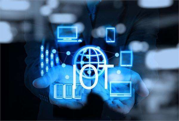 　　近日，從江蘇鹽城移動再次傳來喜訊，繼開通首個離岸基站后，鹽城移動再次完成了鹽城首個NB-IoT基站的開通工作，這標(biāo)志著鹽城萬物互聯(lián)時代的到來。  (圖片來源網(wǎng)絡(luò)，侵刪) 　　NB-IoT俗稱為窄帶物聯(lián)網(wǎng)(NarrowBandInternetofThings)，本身只消耗大約180KHz的帶寬，成本低，容量大，不占用正常的通信信道，支持低功耗設(shè)備在廣域網(wǎng)的蜂窩數(shù)據(jù)連接，可直接部署于GSM網(wǎng)絡(luò)、UMTS網(wǎng)絡(luò)或LTE網(wǎng)絡(luò)，以降低部署成本、實現(xiàn)平滑升級，也被叫作低功耗廣域網(wǎng)(LP