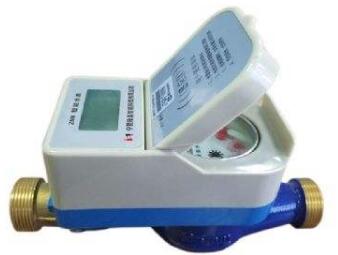 　　11月20日，云南省質(zhì)量技術(shù)監(jiān)督局發(fā)布了云南省地方計(jì)量技術(shù)規(guī)范《智能冷水水表檢定規(guī)程》征求意見(jiàn)稿，并面向各計(jì)量機(jī)構(gòu)、科研院所等相關(guān)單位征求意見(jiàn)。  (圖片來(lái)自網(wǎng)絡(luò)，侵刪) 　　智能冷水水表是由基表和附加的電子部件組成的，具備一定功能如現(xiàn)場(chǎng)數(shù)字顯示或遠(yuǎn)傳數(shù)字顯示、預(yù)付費(fèi)、復(fù)費(fèi)(階梯)計(jì)費(fèi)等的冷水水表