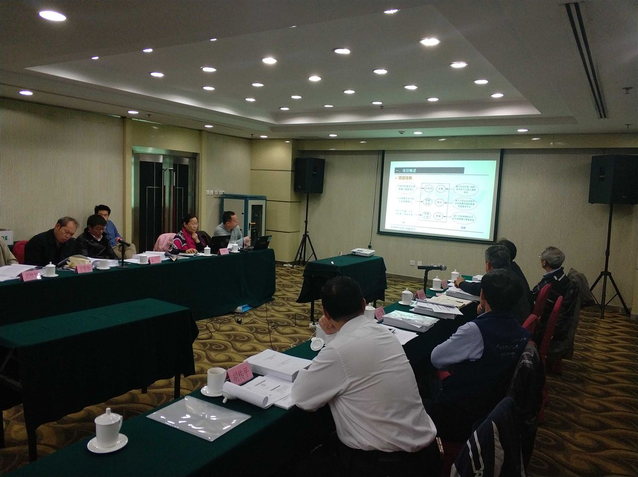 　　11月17日，科技部社會(huì)發(fā)展科技司、資源配置與管理司在北京組織專家對(duì)“十二五”國(guó)家科技支撐計(jì)劃“生命探測(cè)與搜索關(guān)鍵技術(shù)研究與裝備研發(fā)”項(xiàng)目進(jìn)行了驗(yàn)收。經(jīng)專家組質(zhì)詢討論，項(xiàng)目通過(guò)驗(yàn)收