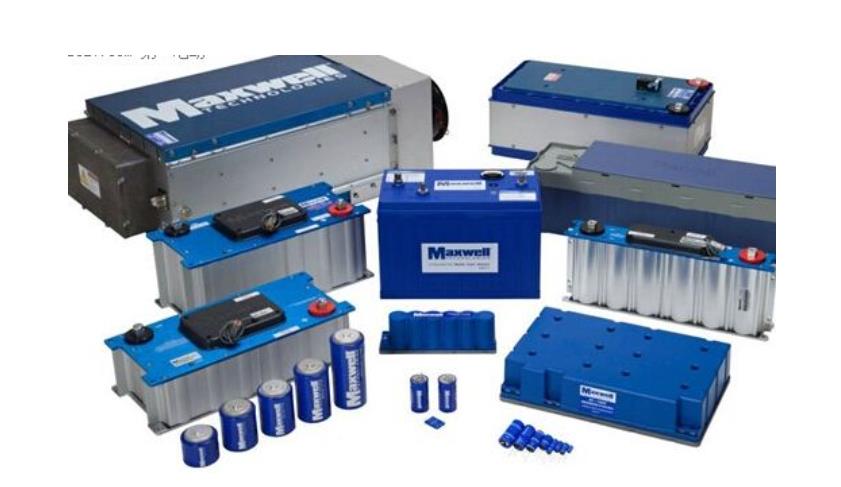 
	中國儲能網(wǎng)訊：繼寧波墨西年產(chǎn)500噸石墨烯微片生產(chǎn)線投產(chǎn)運行之后，寧波中車新能源科技有限公司和中科院寧波材料所聯(lián)合研發(fā)的石墨烯改性高能量密度鋰離子超級電容器，日前通過了寧波市經(jīng)濟(jì)和信息化委員會組織的新產(chǎn)品鑒定。


	 


	專家認(rèn)為，采用石墨烯改性正極復(fù)合材料和石墨烯改性復(fù)合導(dǎo)電劑，開發(fā)的高能量密度鋰離子超級電容器，解決了保障鋰離子電容器結(jié)構(gòu)穩(wěn)定性、提高電極密度的關(guān)鍵技術(shù)，研發(fā)生產(chǎn)的產(chǎn)品單體容量達(dá)17kF、能量密度達(dá)到20Wh/kg以上、功率密度接近8kW/kg，技術(shù)水平達(dá)到國際領(lǐng)先水平