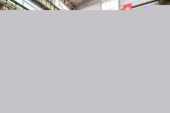     世界單機容量最大的白鶴灘100萬千瓦水電機組首臺座環(huán)于17日在哈電集團電機公司水電分廠通過驗收，驗收方中國長江三峽集團公司機電工程局黨委書記、副局長胡偉明表示：“這標志著白鶴灘水電站機組制造進入了重要階段，是中國水電邁向世界水電‘無人區(qū)’的重要一步。”


白鶴灘水電站是中國長江三峽集團公司開發(fā)的金沙江下游河段梯級的第二級電站，建成后將僅次于三峽水電站，成為世界第二大水電站