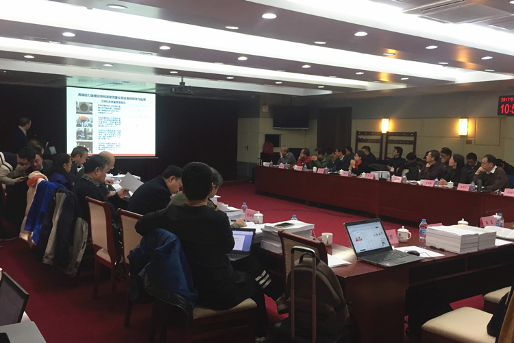 　　近日，浙江省計量院參與的國家重大科學儀器設(shè)備開發(fā)專項“高端動力裝置扭矩和速度測量儀器的研發(fā)與應(yīng)用” 項目通過國家科技部組織的綜合驗收。  驗收會現(xiàn)場