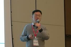 
	中國儲能網(wǎng)訊：為了解決能源與環(huán)境問題，世界各國都一直致力于推進新能源領域的發(fā)展。新能源能量密度偏低，進行大功率電力發(fā)電需要適合的場地，電力不穩(wěn)定，屬間歇式電力源，所以新能源發(fā)電常出現(xiàn)電壓和頻率不穩(wěn)定的情況，易對大電網(wǎng)造成嚴重沖擊