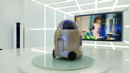 
            	半年前，杭州錢塘江邊上藍(lán)色錢江的大火還讓人心有余悸，12月7日，濟(jì)南小區(qū)又發(fā)生了燃?xì)獗ㄊ录用駱?到4層的玻璃全部震碎。面對(duì)屢屢發(fā)生的家庭意外事故，浙江國(guó)視科技有限公司希望利用自身技術(shù)、人才優(yōu)勢(shì)，為家庭構(gòu)筑安全保護(hù)屏障，用智能守護(hù)家