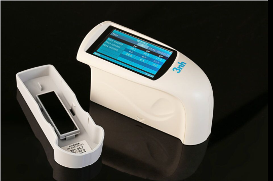 　　近日，全國大區(qū)間鏡向光澤度量值比對總結會在江蘇省蘇州市順利召開。本次比對由華東國家計量測試中心組織實施，上海市計量測試技術研究院為主導實驗室，參比實驗室均為全國各大區(qū)法定計量技術機構