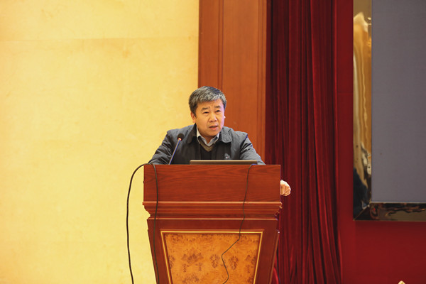 　　為提升半導(dǎo)體產(chǎn)業(yè)發(fā)展區(qū)位優(yōu)勢，加速創(chuàng)新資源集聚，助推浙江寧波半導(dǎo)體產(chǎn)業(yè)實現(xiàn)創(chuàng)新轉(zhuǎn)型，12月22日，2017中國(寧波)第三代半導(dǎo)體產(chǎn)業(yè)發(fā)展高峰論壇暨創(chuàng)新項目推介會在寧波市舉行。論壇邀請半導(dǎo)體領(lǐng)域、產(chǎn)業(yè)和投融資機(jī)構(gòu)專家，就第三代半導(dǎo)體產(chǎn)業(yè)發(fā)展現(xiàn)狀、前沿趨勢、關(guān)鍵技術(shù)、主要應(yīng)用市場和需求等內(nèi)容展開交流探討