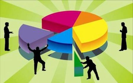 
            	中國能屹立于世界，是中華五千年的文化傳承，中華文化的博大精深造就了這個民族獨特的民族氣質(zhì)。四大文明古國，到目前也只有中華文化在繼承傳承發(fā)展，什么是中華文化持續(xù)發(fā)展的動力？總結(jié)一下就是包容、接受、融合，包容天下一切新生事物、接受一切外來文化，通過包容與接受進而使其融合，最終將外來文化改造形成中華文明的一部分