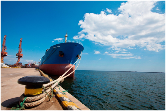 
            	2017年是煤炭去產(chǎn)能實(shí)施的第二個(gè)年頭。整個(gè)煤炭行業(yè)一方面仍舊不遺余力的關(guān)閉煤礦，另一方面也在想盡辦法推進(jìn)新產(chǎn)能的建設(shè)和投產(chǎn)