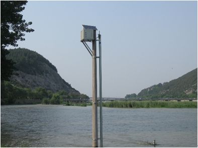 　　近日，重慶黔江區(qū)水務局主持召開黔江區(qū)中小河流水文監(jiān)測系統(tǒng)2011年和2013年建設項目竣工驗收會，由區(qū)水務局、區(qū)發(fā)改委和區(qū)財政局相關人員組成的竣工驗收工作組聽取了工程建設、施工、監(jiān)理、設計和運行管理等單位的工作報告，仔細查閱了項目建設資料，并進行充分討論。  (圖片來自網(wǎng)絡，侵刪) 　　驗收組一致認為黔江區(qū)中小河流水文監(jiān)測系統(tǒng)2011年和2013年建設項目批復的64個雨量站、8個水位站、1個水文信息中心站和4個水文站建設內(nèi)容全部完成，工程質(zhì)量合格，運行情況良好，同意通過竣