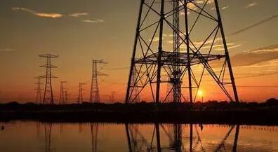 2017年，國家電網(wǎng)規(guī)劃的特高壓線路工程已進(jìn)入收尾攻堅(jiān)階段，特高壓項(xiàng)目建設(shè)有了新的進(jìn)展，下面請(qǐng)看北極星輸配電網(wǎng)為您整理的2017年六七月的工程動(dòng)態(tài)。