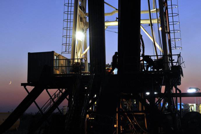 　　2017年12月29日，記者從湖北省國防科工辦和中船重工第722研究所了解到，由中船重工第722研究所研發(fā)的大地電磁探測儀近日通過了由湖北省科技廳、中國地質(zhì)大學(xué)(武漢)、中國地震局地震研究所等單位專家組成的驗收組的驗收。  (圖片來自網(wǎng)絡(luò)，侵刪) 　　據(jù)介紹，這一項目為湖北省科技計劃項目