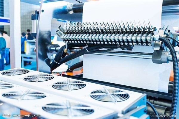 
                    
	英國(guó)智庫(kù)公共政策研究所(IPPR)近日表示，迎接更大程度的自動(dòng)化是收獲科技帶來的益處并令員工工資提升的關(guān)鍵。

    該智庫(kù)稱，自動(dòng)化的上升可每年提升產(chǎn)能增長(zhǎng)1.4%，到2030年之前促進(jìn)GDP增長(zhǎng)10%