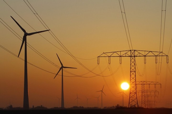 
            	　　據初步統計，2017年龍源電力集團的總發(fā)電量為4558萬兆瓦時，同比增長12.35%?！　　　?017年龍源電力總發(fā)電量同比增長12.35%　　其中風電產量同比增長14.97%，達3445萬兆瓦時