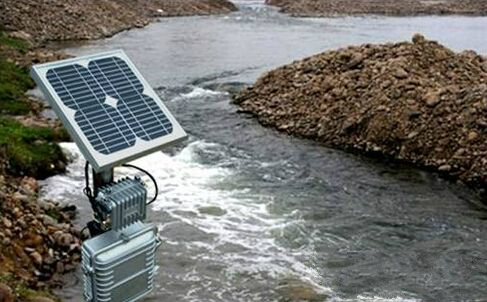 　　近日，江蘇蘇州高新區(qū)2017年為民辦實事工程之一污染源溯源監(jiān)測系統(tǒng)，已順利建成并投入試運行。據(jù)了解，該系統(tǒng)可為高新區(qū)內(nèi)幾千家企業(yè)以及特定流域逐步建立類似于人類指紋識別功能水質(zhì)指紋圖數(shù)據(jù)庫