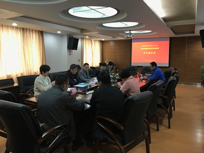 　　近日，由福建省計量院承擔的福建省質(zhì)監(jiān)局科技項目《負荷傳感器球頭設計研究及應用》順利通過驗收。  圖為驗收會現(xiàn)場 　　負荷傳感器是稱重傳感器、測力傳感器的統(tǒng)稱，用單項參數(shù)評價它的計量特性