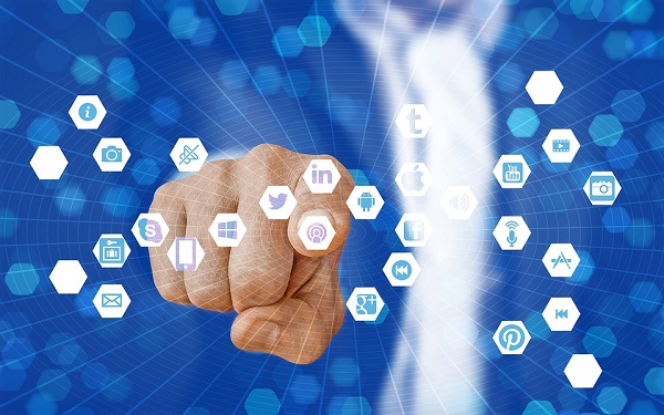 
            	近日，國(guó)家統(tǒng)計(jì)局公布2017年11月份能源生產(chǎn)情況。數(shù)據(jù)顯示，2017年1－11月份，我國(guó)電力行業(yè)發(fā)電量達(dá)到57118．2億千瓦時(shí)，同比增長(zhǎng)5．7％，其中核能、風(fēng)力和太陽能發(fā)電比重比去年同期提高1．2個(gè)百分點(diǎn)，電力生產(chǎn)結(jié)構(gòu)進(jìn)一步優(yōu)化