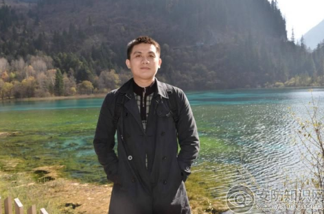 
            	近兩年，隨著AI技術(shù)的不斷進(jìn)度，促進(jìn)了整個安防行業(yè)的發(fā)展。a＆s以“AI賦能視頻新商業(yè)價值”為主題對中興力維數(shù)據(jù)產(chǎn)品開發(fā)部總監(jiān)劉強(qiáng)進(jìn)行了專訪，聆聽了中興力維如何看待AI為視頻監(jiān)控帶來的新價值以及其未來的部署