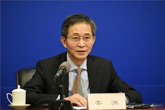 
                    
	（原標題：財政部：2017年先進制造業(yè)和現(xiàn)代服務(wù)業(yè)稅收增勢強勁）


	


	婁洪




	財政部國庫司負責(zé)人婁洪1月25日在財政部2017年財政收支情況新聞發(fā)布會上表示，2017年全國財政收入形勢總體較好，先進制造業(yè)和現(xiàn)代服務(wù)業(yè)稅收增勢強勁，結(jié)構(gòu)調(diào)整和動能轉(zhuǎn)換在稅收上體現(xiàn)得更加明顯。




	婁洪表示，受“中國制造2025”深入實施，裝備制造業(yè)和高技術(shù)產(chǎn)業(yè)持續(xù)快速發(fā)展等帶動，通用設(shè)備制造業(yè)、專用設(shè)備制造業(yè)、計算機通信和其他電子設(shè)備制造業(yè)稅收分別增長23