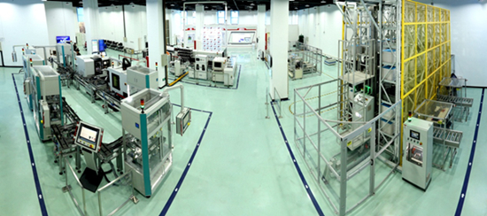 　　近日，機械工業(yè)儀器儀表綜合技術(shù)經(jīng)濟研究所(簡稱“儀綜所”)承擔(dān)的工信部2015年智能制造專項項目陸續(xù)通過北京市經(jīng)濟和信息化委員會與北京市財政局聯(lián)合組織的專家驗收。  儀綜所智能制造綜合試驗驗證平臺 　　通過驗收的7個項目是針對我國智能制造發(fā)展現(xiàn)狀，聚焦制造本體核心技術(shù)，研制并驗證涉及數(shù)字化車間通用技術(shù)要求、測控裝備數(shù)據(jù)字典、集成與互操作、工業(yè)控制網(wǎng)絡(luò)、功能安全與信息安全、智能化產(chǎn)品、系統(tǒng)能效評估等領(lǐng)域基礎(chǔ)共性標準(草案)20項，建成智能制造綜合試驗