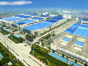 
                
	
                    
	近日，中國巨石發(fā)布2017年年度業(yè)績預(yù)增公告顯示，2017年，公司預(yù)計(jì)實(shí)現(xiàn)歸屬于上市公司股東的凈利潤與上年同期相比，將增加5.3億元~6.1億元，同比增長 35%~40%。

	

	據(jù)分析，中國巨石業(yè)績預(yù)增的主要原因有以下兩點(diǎn)：

	（一）主營業(yè)務(wù)影響

	2017年，全球玻璃纖維行業(yè)延續(xù)穩(wěn)中向好的趨勢，中國巨石產(chǎn)品銷量同比增長，產(chǎn)品價格平穩(wěn)，綜合成本持續(xù)下降