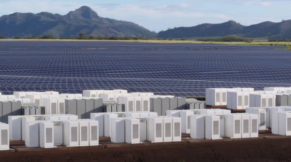 
	中國儲能網(wǎng)訊：在特斯拉在澳大利亞建成了全球最大的鋰電池儲能系統(tǒng)后，南澳大利亞政府計(jì)劃與特斯拉再度合作。


	近日，南澳大利亞州政府宣布，約 5 萬戶住宅將安裝太陽能電池板和特斯拉電池（13.5千瓦時(shí)的Powerwall 2家用電池組）