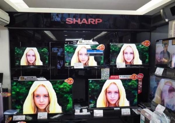 
                    
	新華社東京2月6日電（記者錢錚馬曹冉）受日元貶值以及海外業(yè)務(wù)業(yè)績良好等因素推動，日本七大電器制造商2017財年前三季度（2017年4月1日至12月31日）純利潤同比全部實現(xiàn)增長，除富士通銷售額微降外，其余6家公司銷售額均實現(xiàn)增長。


	


	松下公司5日發(fā)布三季度財報，至此七大電器制造商三季度財報出齊