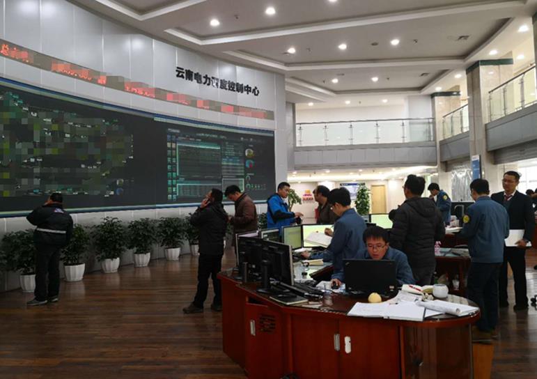 
　　近日，受近年來極罕見強冷空氣影響，我省大部分地區(qū)降溫嚴重。惡劣天氣來勢兇猛，破壞力強，自1月27日以來，因覆冰導致220千伏及以上輸電線路跳閘53條次