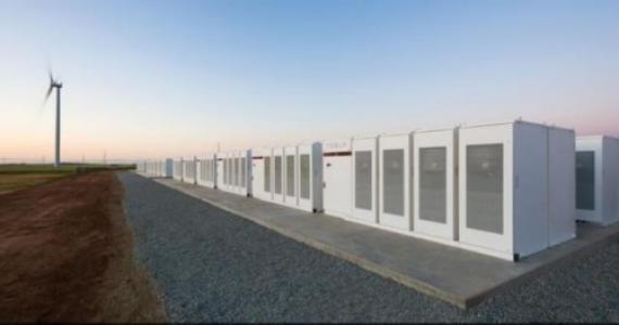 
	中國(guó)儲(chǔ)能網(wǎng)訊：在3月份大選之前，南澳大利亞工黨政府已表示會(huì)在2025年前將可再生能源目標(biāo)提高到75% 。如實(shí)現(xiàn)連任，工黨政府將實(shí)施750MW“可再生能源儲(chǔ)能”計(jì)劃