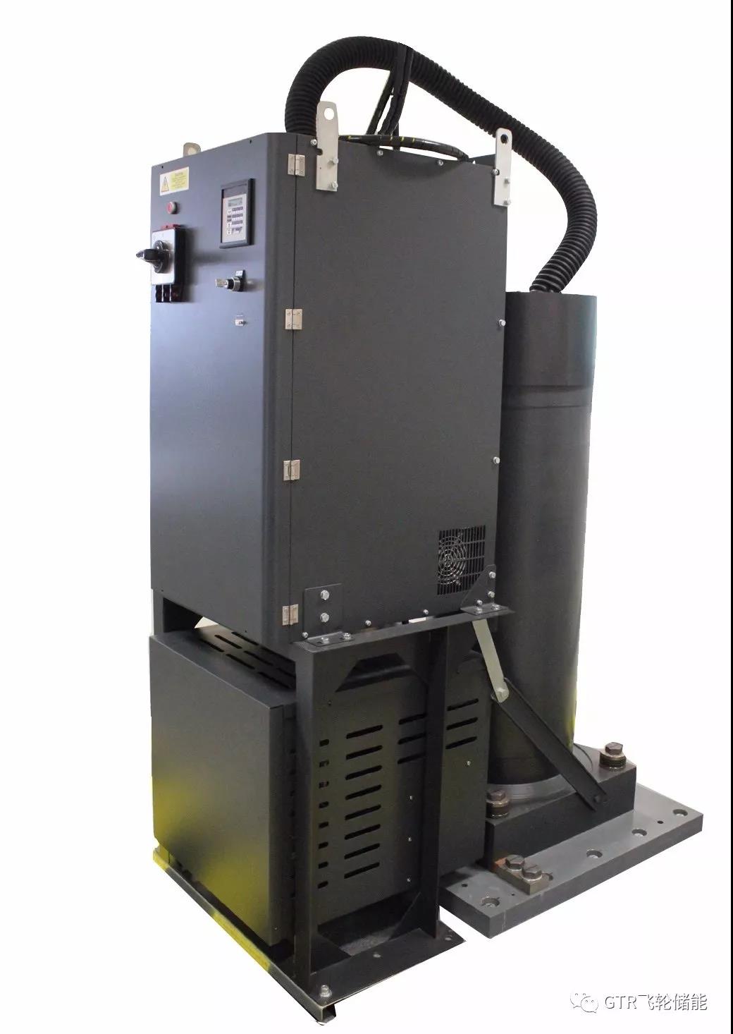 
	中國儲能網(wǎng)訊：盾石磁能科技公司 GTR飛輪儲能系統(tǒng)以其先進的產(chǎn)品技術、精良的制造工藝、國內(nèi)研發(fā)生產(chǎn)能力以及行業(yè)良好口碑中標浙江大學項目。日前，盾石磁能科技公司 GTR飛輪儲能系統(tǒng)成功通過浙江大學采購設備驗收