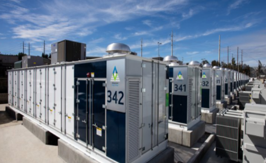 
	中國儲能網(wǎng)訊：根據(jù)調(diào)查機(jī)構(gòu)GTM Research公司的一份新的調(diào)查報(bào)告，電網(wǎng)側(cè)的儲能系統(tǒng)的價格預(yù)計(jì)將會繼續(xù)下降，但下降速度不會像過去那樣快。


	這個調(diào)查報(bào)告預(yù)測，到2022年，電池儲能系統(tǒng)價格將以每年8％的速度下降