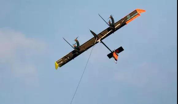 　　新奇 | 12款奇葩風(fēng)力發(fā)電機(jī)，挑戰(zhàn)你的腦洞！
 
　　在各種清潔能源發(fā)電形式中，風(fēng)力發(fā)電絕對(duì)是最打眼同時(shí)也是最具趣味性的。如果你見過今天小編整理的這些“奇形怪狀”的風(fēng)力發(fā)電機(jī)，一定會(huì)很認(rèn)同這個(gè)說法