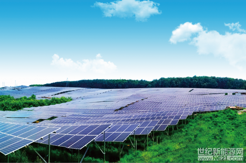 近日，陜西省咸陽市永壽縣南屋村一期100千瓦光伏電站實現(xiàn)日發(fā)電量320千瓦時，同時滿足全村80多戶村民一天的用電需求。據(jù)介紹，南屋村光伏電站由隆基綠能科技股份有限公司支持建設(shè)，全站采用高效單晶組件產(chǎn)品，在日照充足的條件下，日發(fā)電量超過500千瓦時