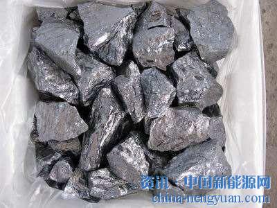                                                                                                                                                                     
	　　近日，商務(wù)部網(wǎng)站公布了2018年第30號(hào)公告暨《關(guān)于2018年下半年部分反傾銷、反補(bǔ)貼措施即將到期的公告》(以下簡(jiǎn)稱《公告》)。

	　　中國(guó)對(duì)歐盟多晶硅雙反將到期

	　　