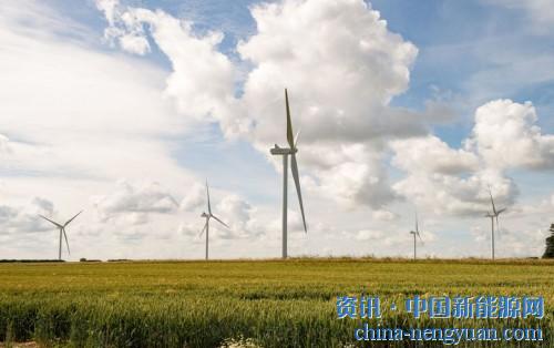                                                                                                                                                                     
	　　貿(mào)易機(jī)構(gòu)RenewableUK今天表示，英國(guó)風(fēng)電場(chǎng)在上周六下午創(chuàng)造了14.3GW的電力紀(jì)錄。

	　　據(jù)電網(wǎng)運(yùn)營(yíng)商英國(guó)國(guó)家電網(wǎng)統(tǒng)計(jì)，周六風(fēng)力發(fā)電占英國(guó)總電力的35.7％，天然