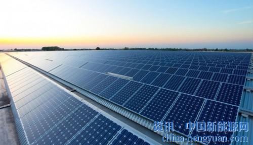                                                                                                                                                                     
	　　本文通過分析認(rèn)為：

	　　1）2018年電池片產(chǎn)能過剩

	　　截止2017年底，全球電池片產(chǎn)能達(dá)到130GW，同比增長(zhǎng)37%；考慮到2018年各企業(yè)的擴(kuò)產(chǎn)計(jì)劃和2018年