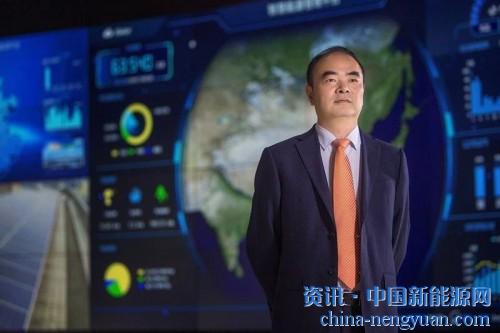                                                                                                                                                                     
	　　時至今日，國內(nèi)光伏產(chǎn)業(yè)走過了從小到大的成長歷程，在新的歷史機(jī)遇下，生機(jī)勃勃的光伏行業(yè)正在朝著“由大做強(qiáng)”的方向發(fā)展。

	　　在這一進(jìn)程中，快速發(fā)展的